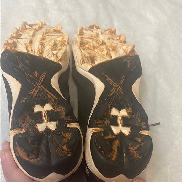 Under Armour Black Men's Athletic Shoes - Picture 7 of 9